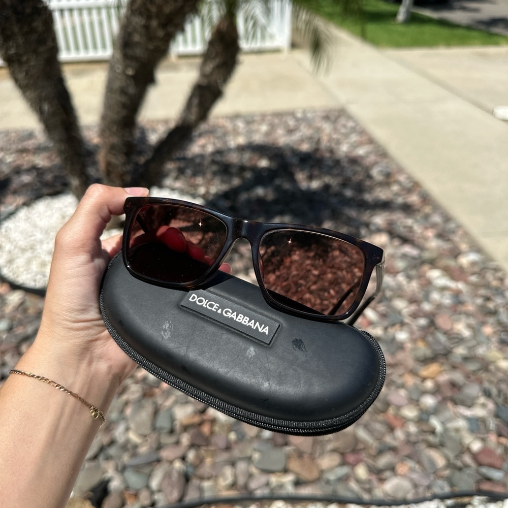 Dolce & Gabbana Dark Readers/Sunglasses with Black CASE